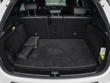 GLA 180 AMG Ambiente Keyless Totwinkel 360  AHK