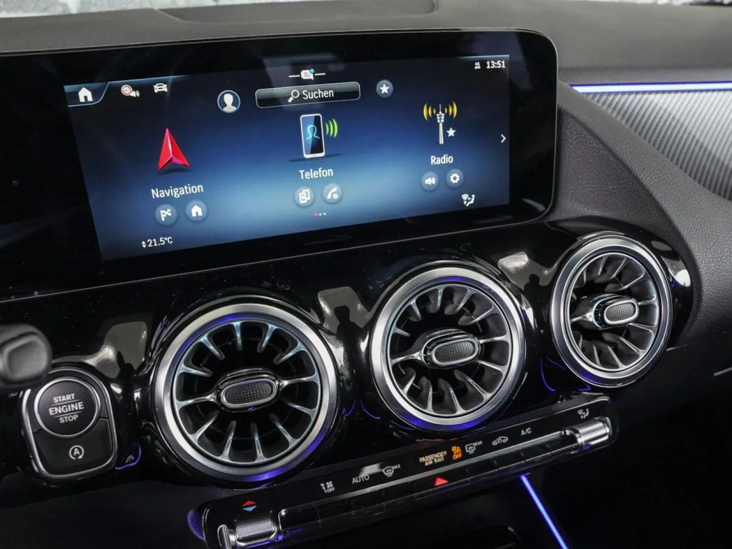 GLA 180 AMG Ambiente Keyless Totwinkel 360  AHK