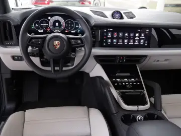 Cayenne E-Hybrid Pano Aero Design BOSE Sport 360