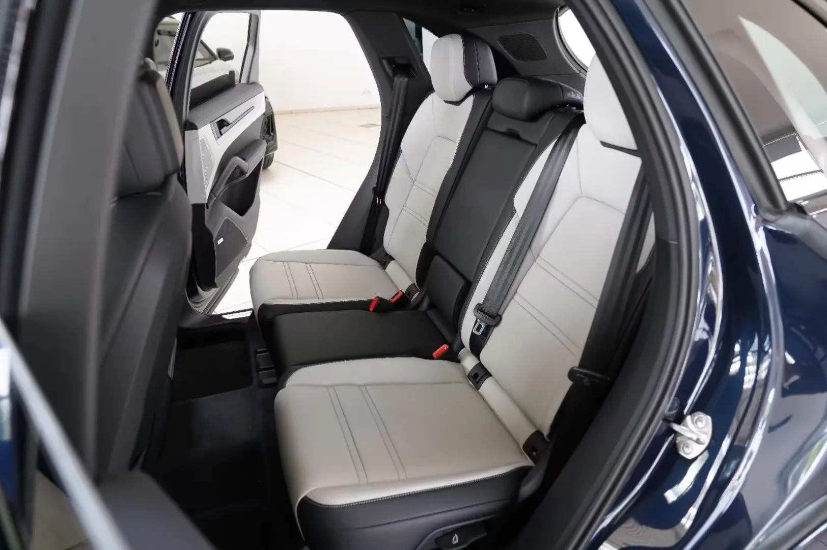 Cayenne E-Hybrid Pano Aero Design BOSE Sport 360