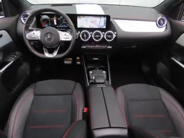 EQA 300 4MATIC Alcantara Ambiente Pano 360