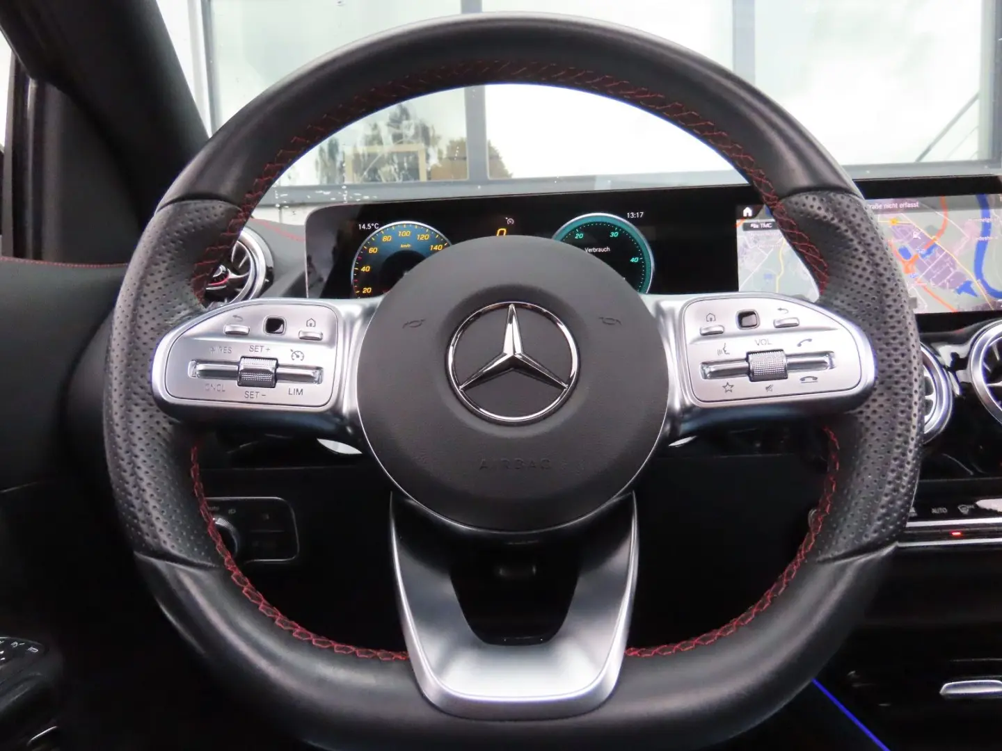 EQA 300 4MATIC Alcantara Ambiente Pano 360