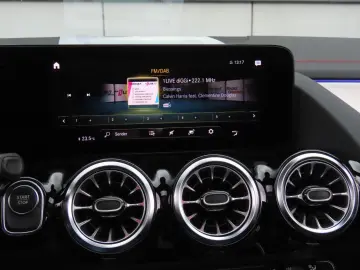 EQA 300 4MATIC Alcantara Ambiente Pano 360