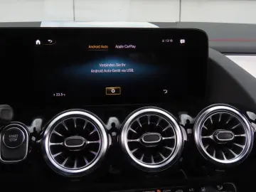 EQA 300 4MATIC Alcantara Ambiente Pano 360