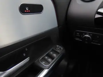 EQA 300 4MATIC Alcantara Ambiente Pano 360