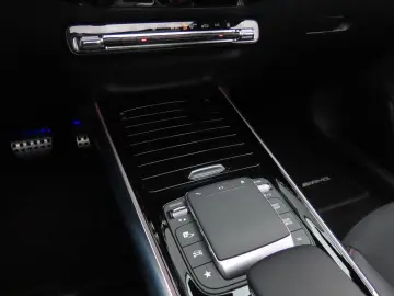 EQA 300 4MATIC Alcantara Ambiente Pano 360