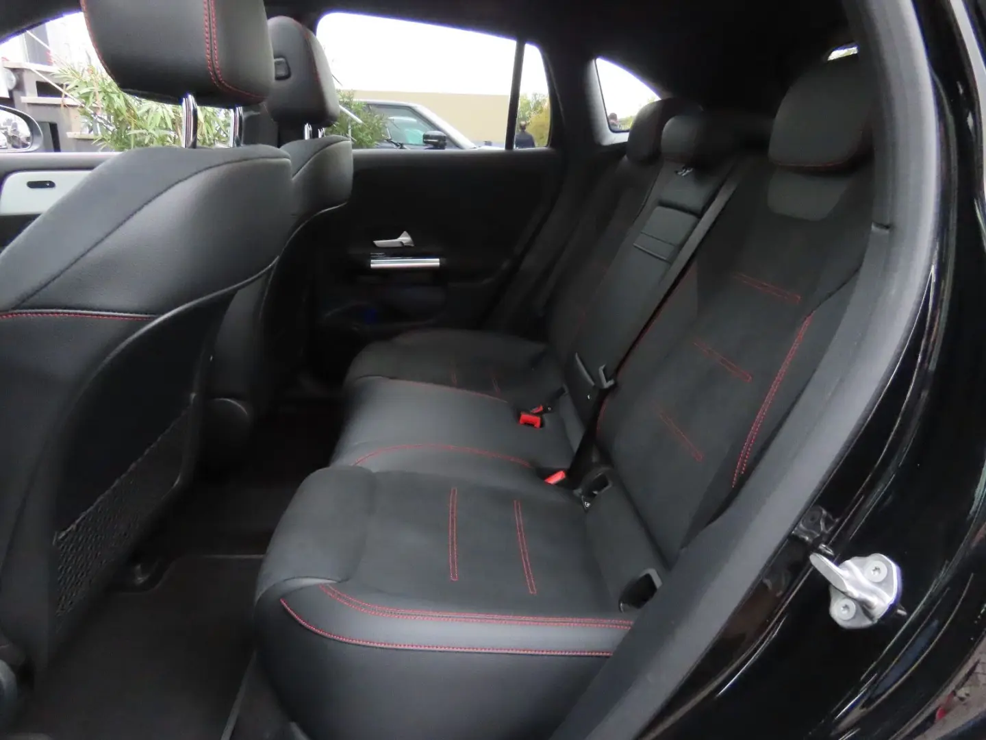 EQA 300 4MATIC Alcantara Ambiente Pano 360