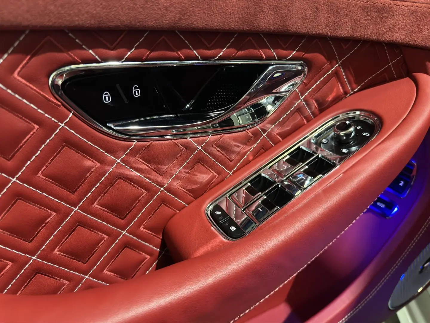 Continental GT Speed  360 NAIM MASS NIGHT HUD