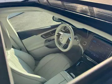 EQE 350 4Matic PANORAMA EXCLUSIVE AMG-LINE