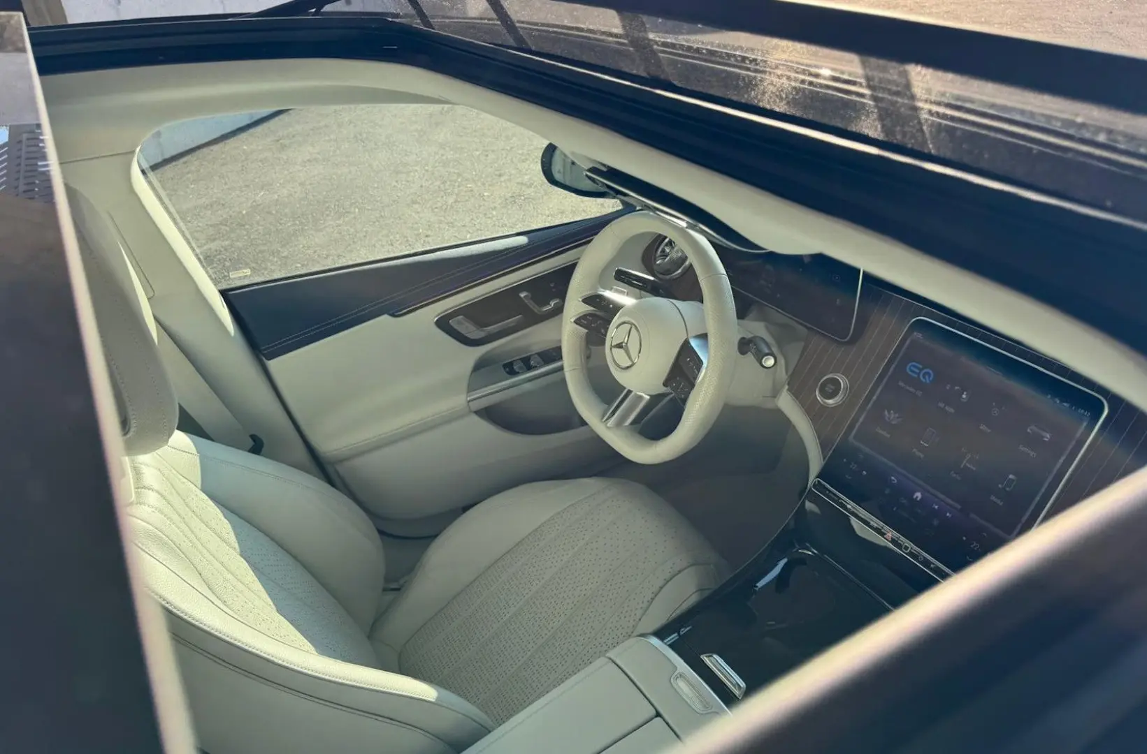 EQE 350 4Matic PANORAMA EXCLUSIVE AMG-LINE