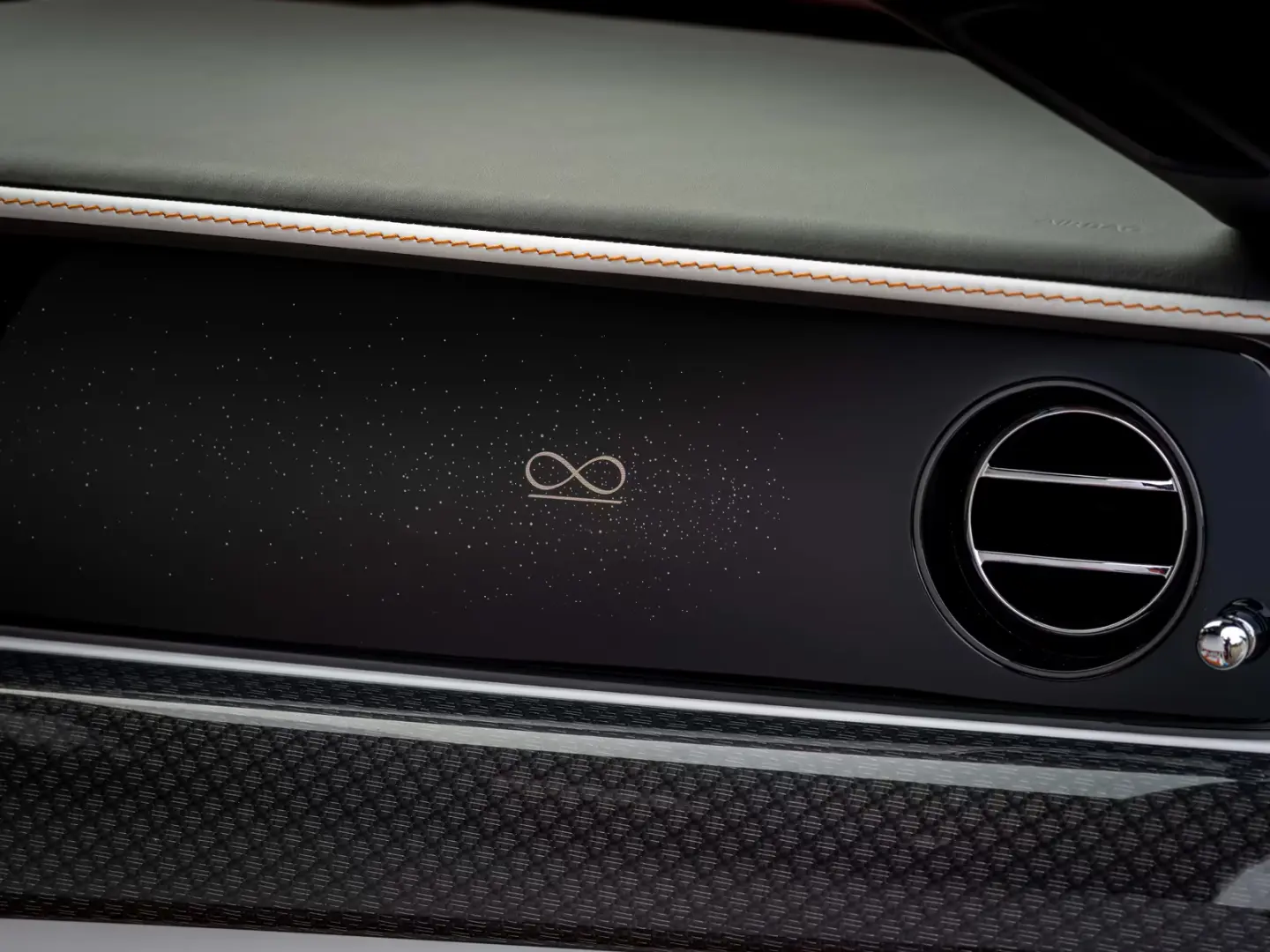 Rolls-Royce Ghost Black Badge Ghost  PROVENANCE