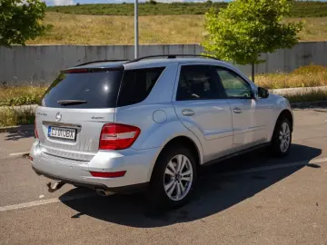 Mercedes-Benz ML 350