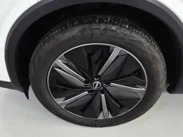 NISSAN QASHQAI 1.3 156CP MHEV Tekna X-Tronic