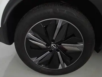 NISSAN QASHQAI 1.3 156CP MHEV Tekna X-Tronic