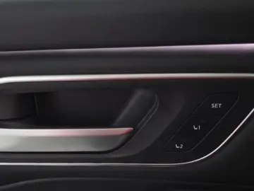 NISSAN QASHQAI 1.3 156CP MHEV Tekna X-Tronic