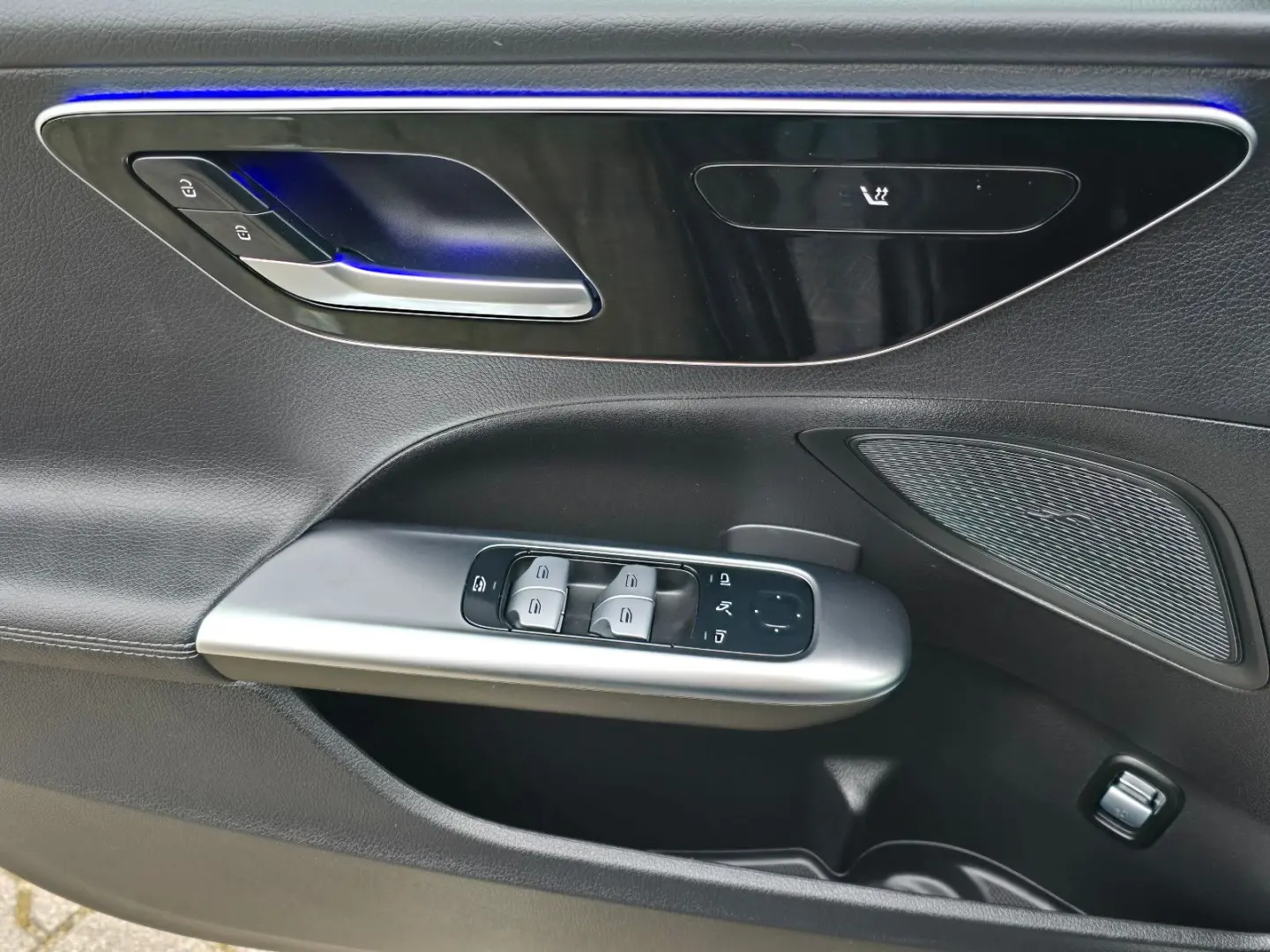 C 220 d  Limo Avantgard Navi R.Ka.Ambiente-Beleu