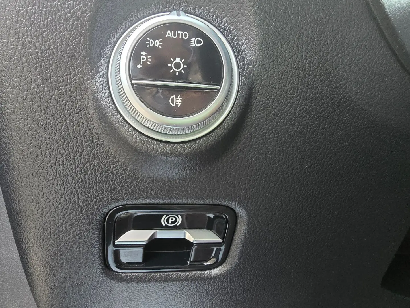 C 220 d  Limo Avantgard Navi R.Ka.Ambiente-Beleu