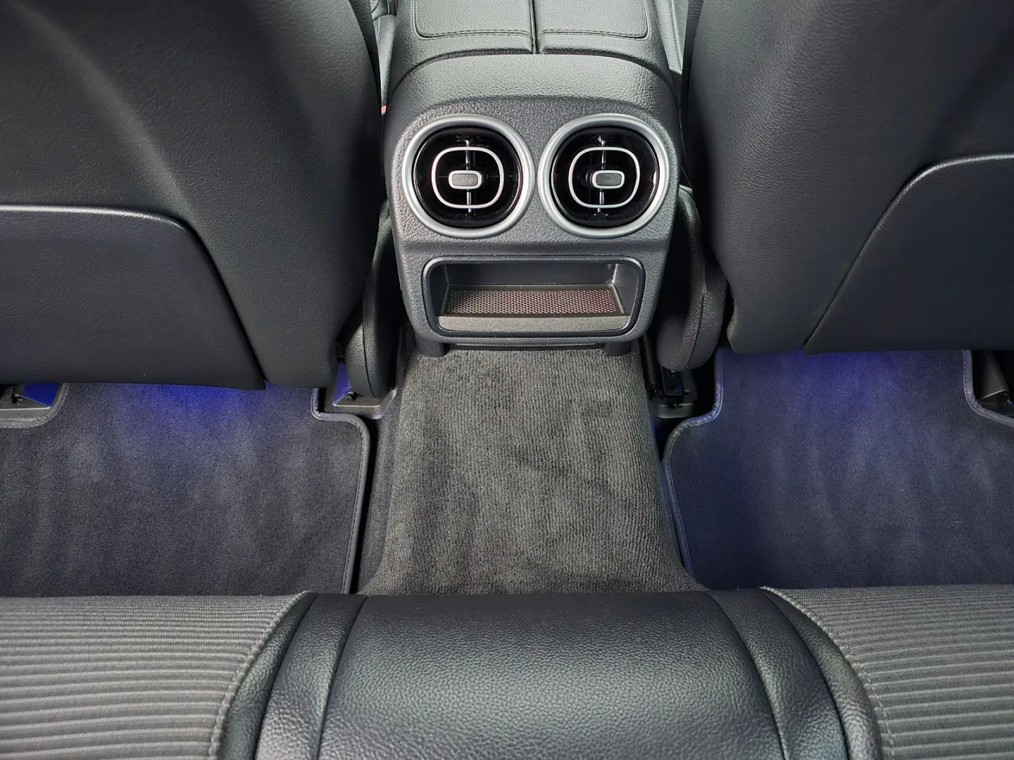 C 220 d  Limo Avantgard Navi R.Ka.Ambiente-Beleu