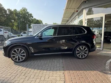 X5 xDrive 45e Luftfederung AHK Pano Navi Memory