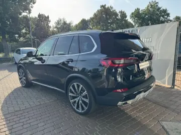 X5 xDrive 45e Luftfederung AHK Pano Navi Memory