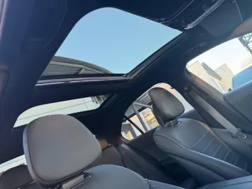 C 300 d AMG  Night  19''  Pano  Sitzklima  DISTR