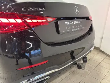 C 220 d AMG ADVANCED RFK AHK DISTR NAVI-PREM LED