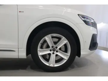 Q8 55 TFSI e quattro S-Line Pano LED PDC