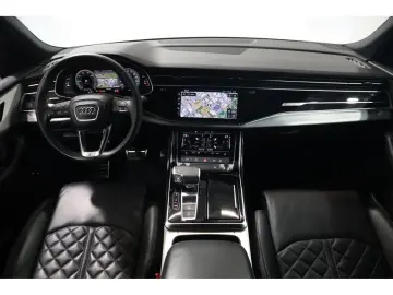 Q8 55 TFSI e quattro S-Line Pano LED PDC