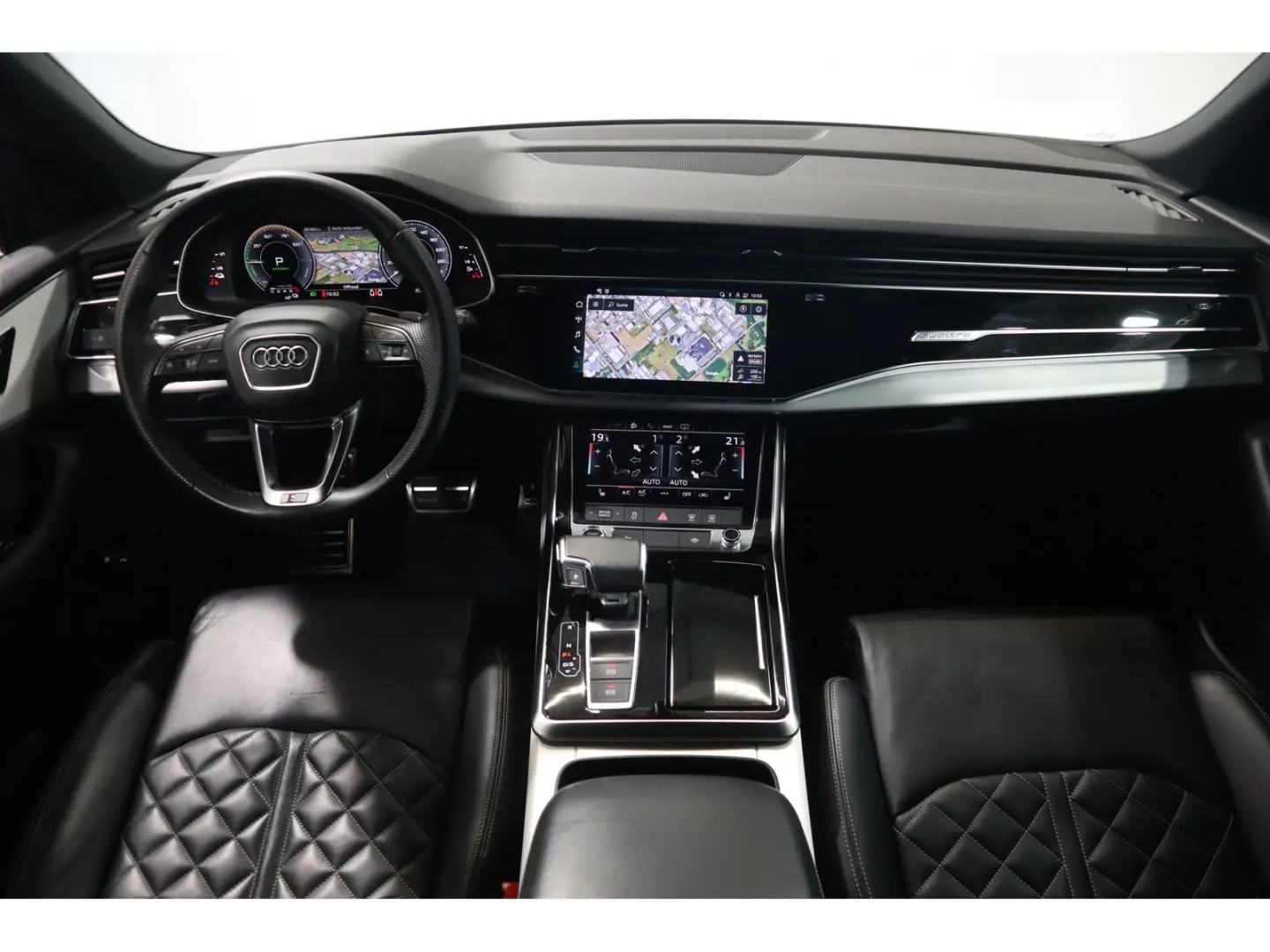 Q8 55 TFSI e quattro S-Line Pano LED PDC