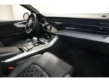 Q8 55 TFSI e quattro S-Line Pano LED PDC