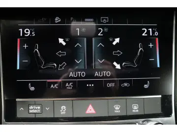 Q8 55 TFSI e quattro S-Line Pano LED PDC