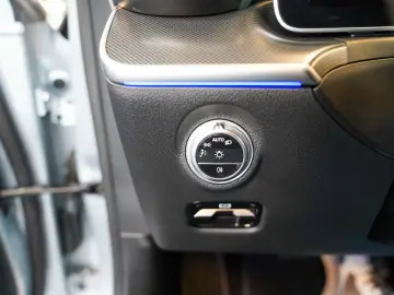 C 200 AMG Line Night Schiebedach Memory Kamera