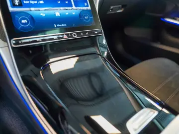 C 200 AMG Line Night Schiebedach Memory Kamera