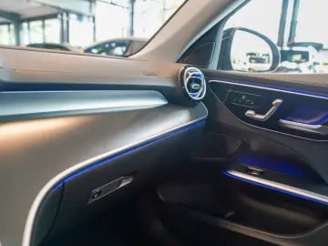 C 200 AMG Line Night Schiebedach Memory Kamera