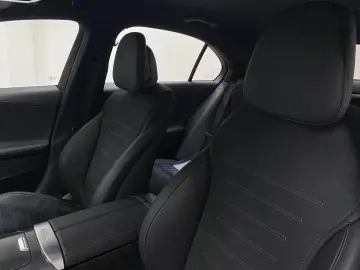 C 180 AMG DIGITAL LIGHT NAV 360  AMBIENTE 18 AMG