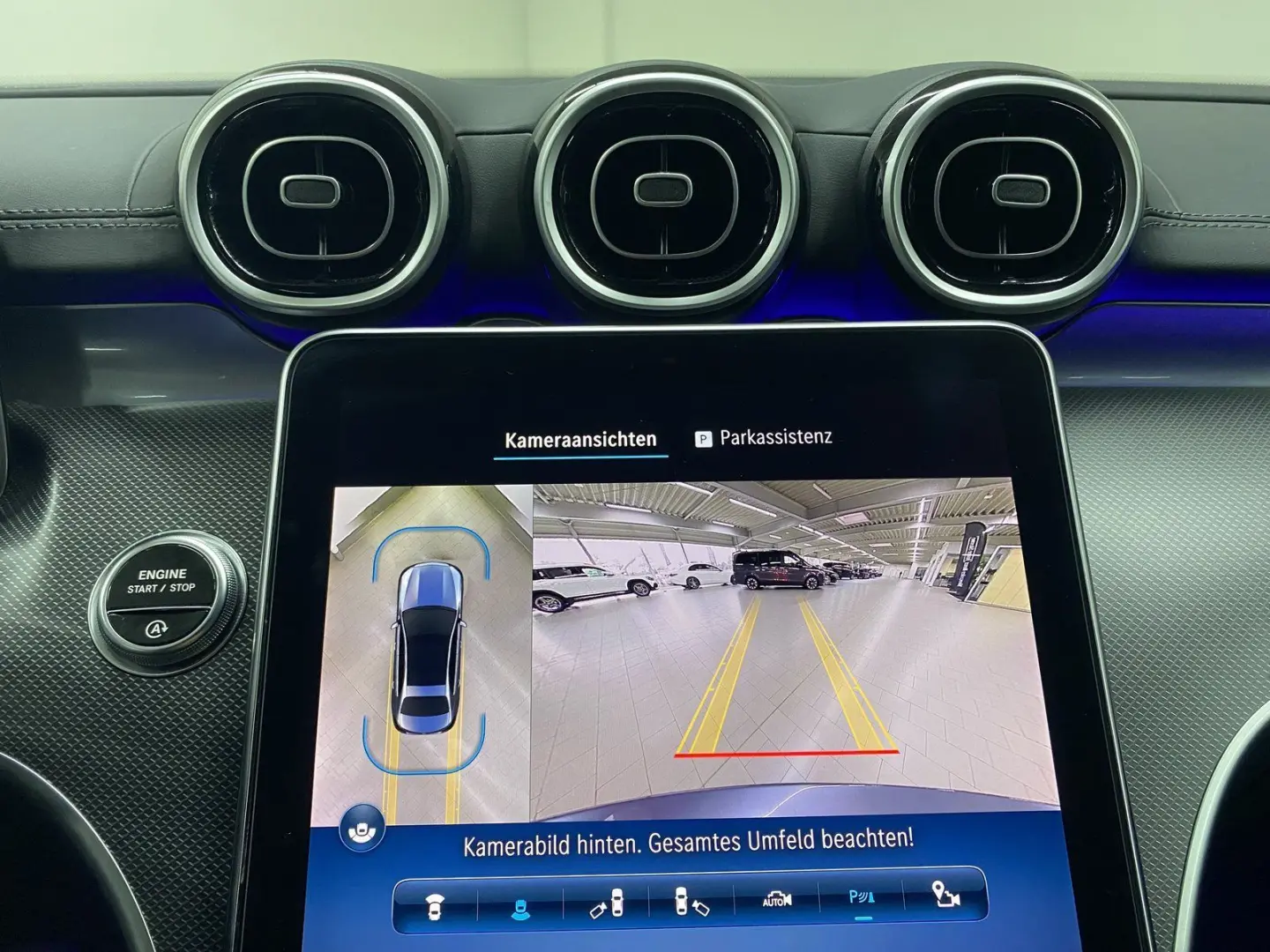 C 180 AMG DIGITAL LIGHT NAV 360  AMBIENTE 18 AMG