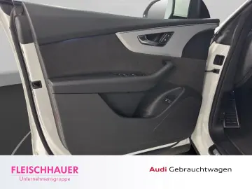 Q8 55 TFSI e qu. 2x S-Line Raute AHK 21'' Kamera