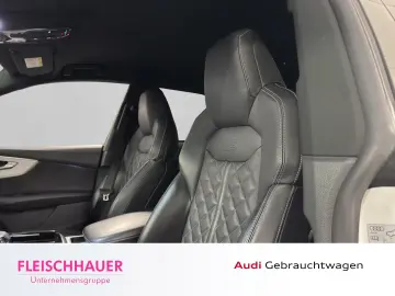 Q8 55 TFSI e qu. 2x S-Line Raute AHK 21'' Kamera