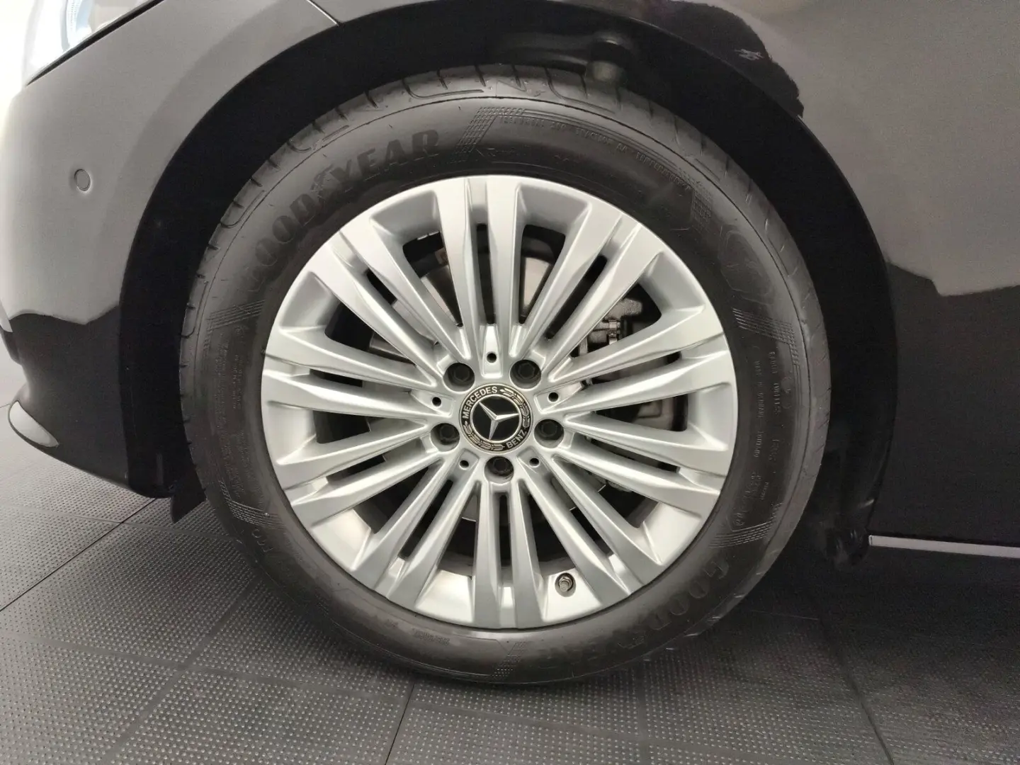 C 200d Avantgarde Advanced RüCam Ambiente