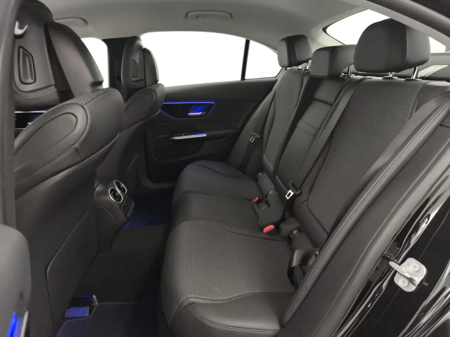 C 200d Avantgarde Advanced RüCam Ambiente