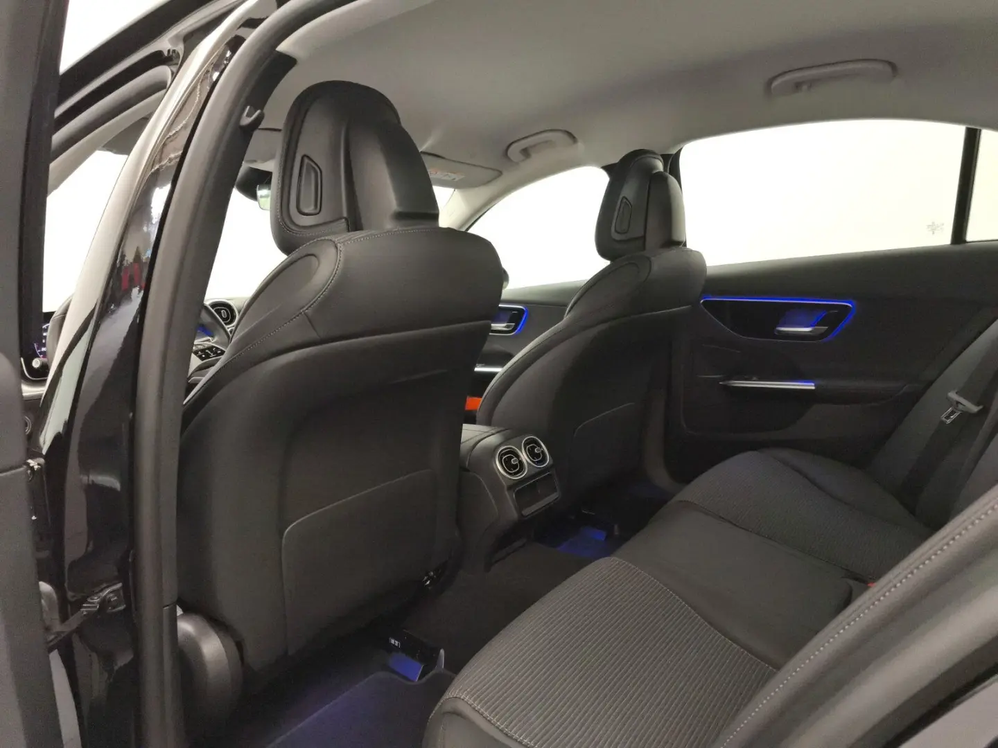 C 200d Avantgarde Advanced RüCam Ambiente