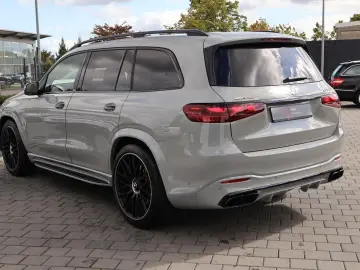 AMG GLS 63 4M  DESIGNO-MANUF.-Perf.-Standhzg-3D