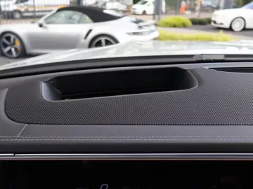 AMG GLS 63 4M  DESIGNO-MANUF.-Perf.-Standhzg-3D