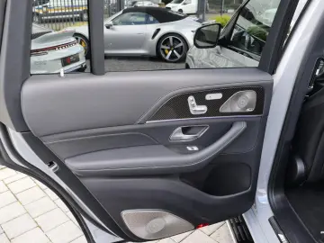 AMG GLS 63 4M  DESIGNO-MANUF.-Perf.-Standhzg-3D