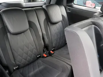 AMG GLS 63 4M  DESIGNO-MANUF.-Perf.-Standhzg-3D