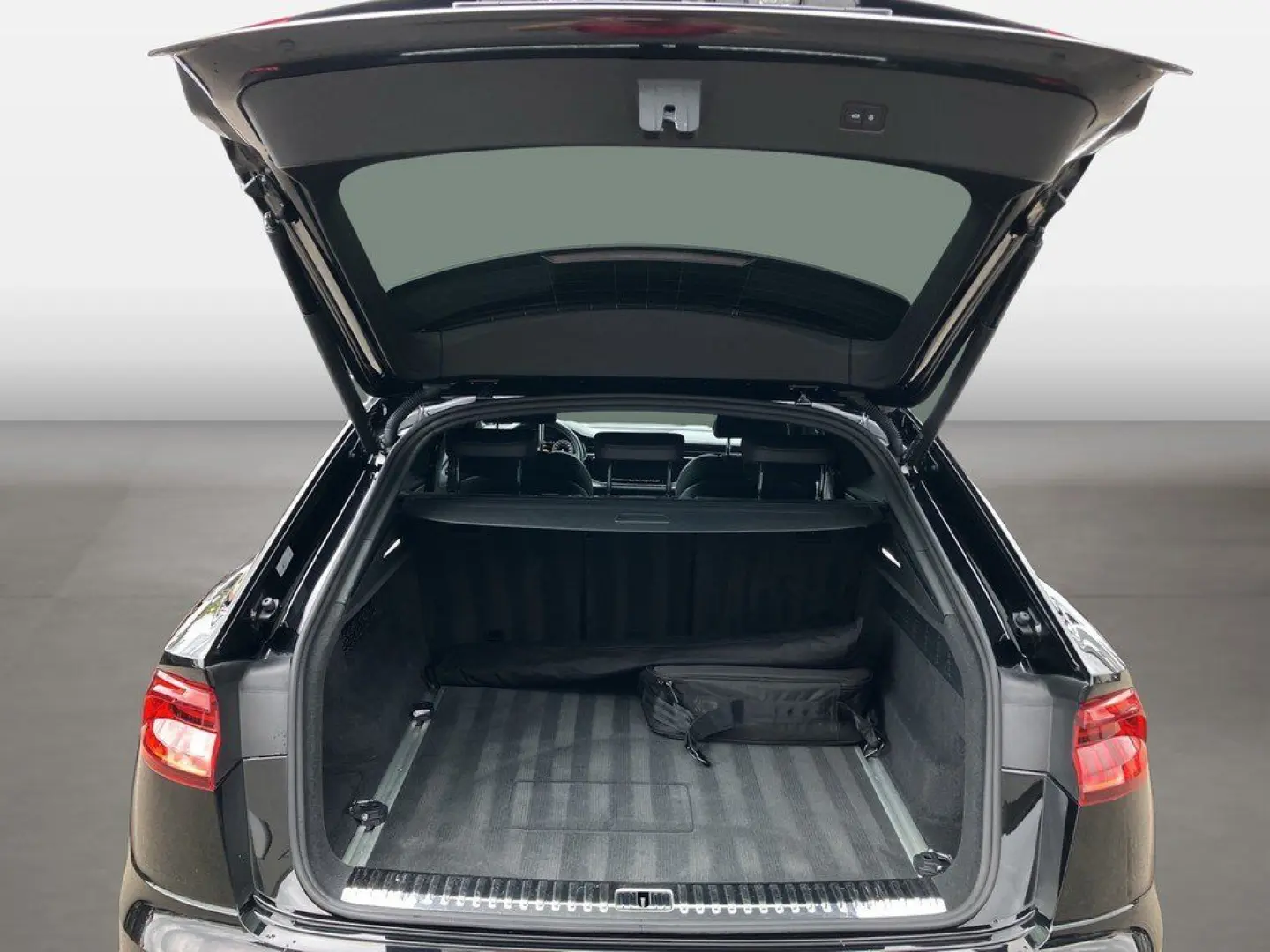 Q8 55 TFSIe qu. tiptronic S Line ACC 360