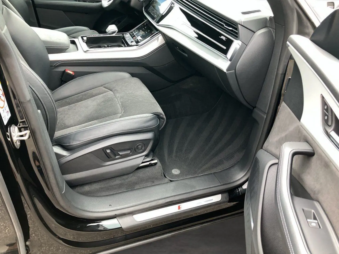 Q8 55 TFSIe qu. tiptronic S Line ACC 360