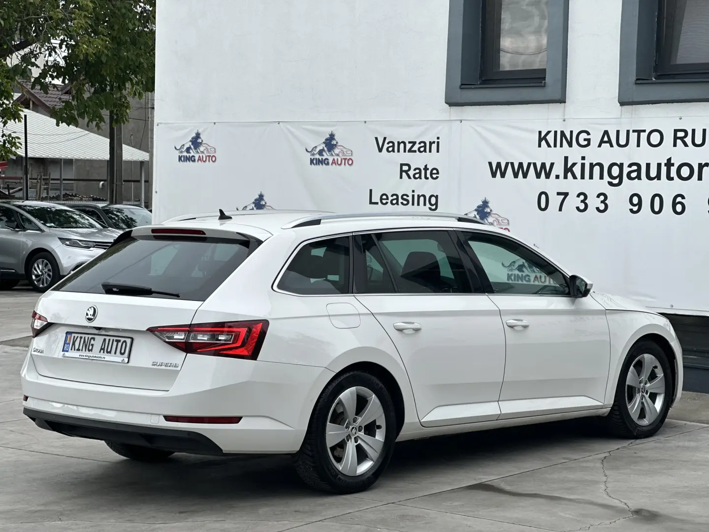 SKODA SUPERB COMBI