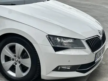 SKODA SUPERB COMBI