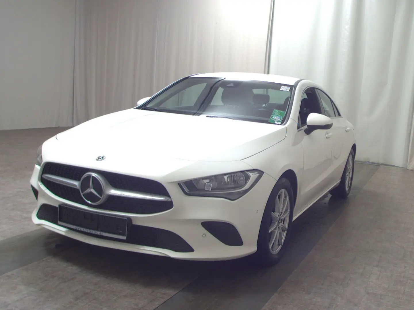 CLA 200 Navi T-Leder MBUX RFK AHK PDC Distronic